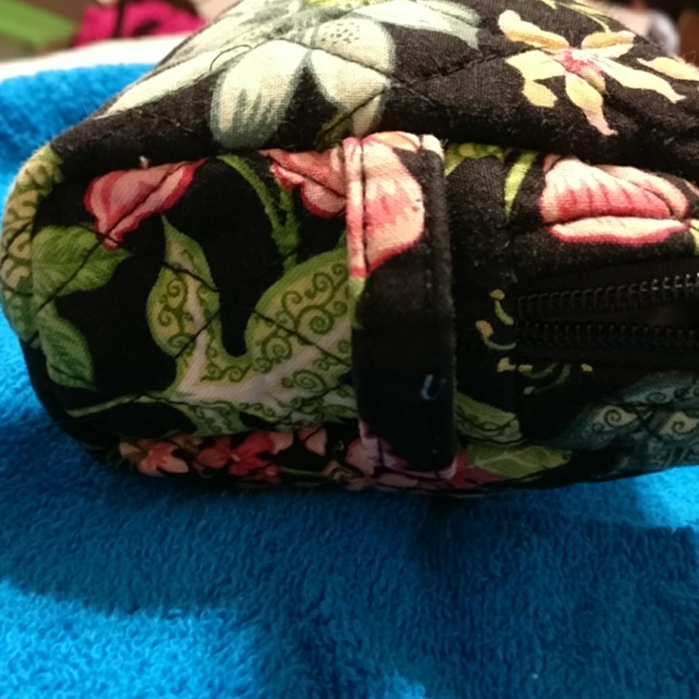 Vera Bradley sm. Cosmetic bag in Botanica - Picture 7 of 8